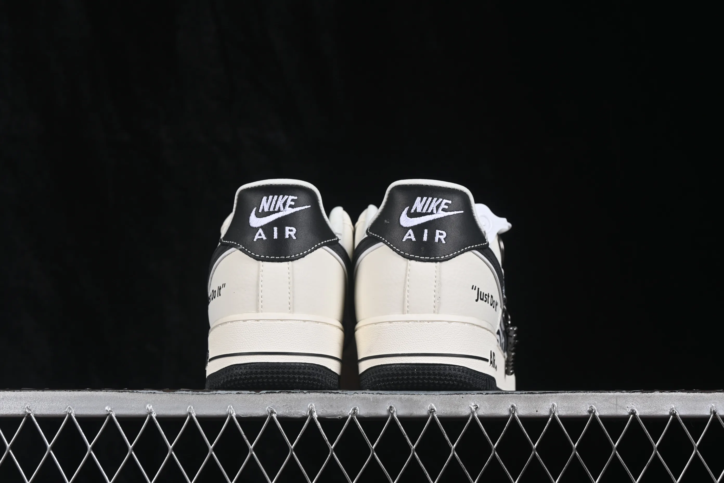 All categories Nk Air Force 1 Air Force series Nk Air Force 1 Low Air Force low-top Nike Air Force 1'07 Low Air Force 1 low-top casual sneakers DK0188-149
